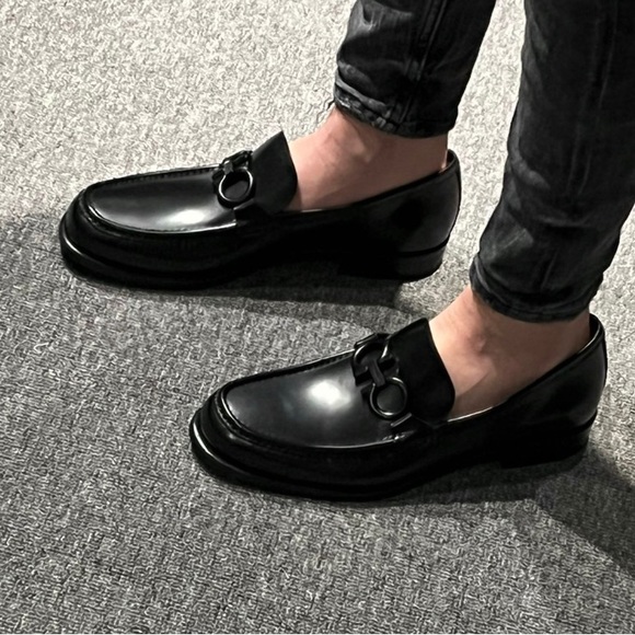 Salvatore Ferragamo loafers black - Picture 2 of 2